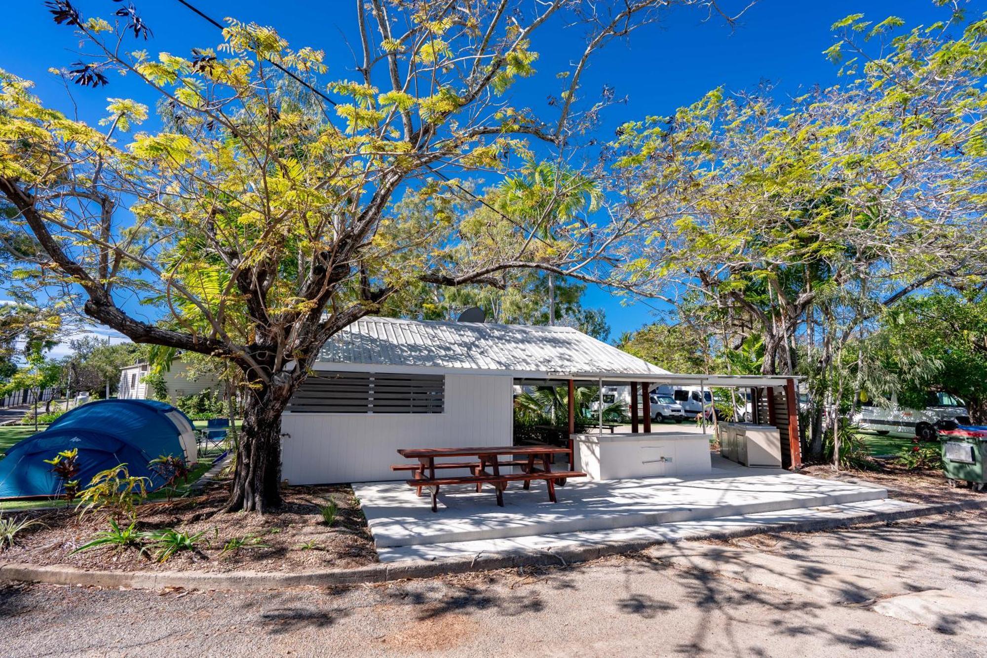 Big4 Tasman Holiday Parks - Rowes Bay タウンズビル エクステリア 写真